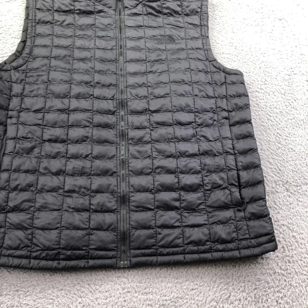 The North Face Vest Mens XL Black Quilted Puffer Zip Outdoor Hiking Thermoball